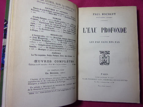 L'EAU PROFONDE les pas dans les pas. Paul Bourget