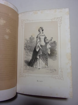 Les Reines d'Espagne suivies des Reines du Portugal . Melle A. Celliez