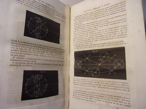 Leçons de cosmographie à l'usage des Lycées et des collèges
. A. Guilmin