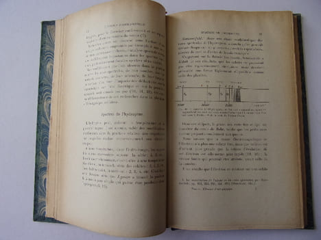 Éléments d'astrophysique. Introduction à l'étude de l'énergétique solaire et stellaire. Albert Nodon