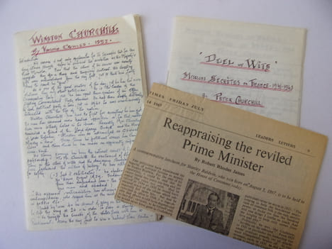 Lot de 2 cahiers manuscrits Winston Churchill. Par Irène Le Mesurier 1943/1953. Irène Le Mesurier