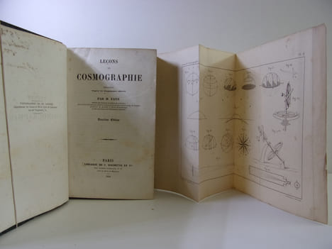 Leçons de Cosmographie. H. Faye