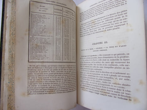 Leçons de Cosmographie. H. Faye