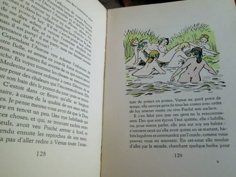 Les Amours de Psyché et Cupidon, édition ornée d'illustrations en couleurs par Carlegle. . LA FONTAINE Jean de