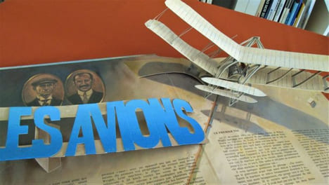 LES AVIONS.- Un livre en trois dimensions. Illustrations de William S. Phillips. Animation de David Rosendale et Roger Smith. . LOPEZ Donald S.