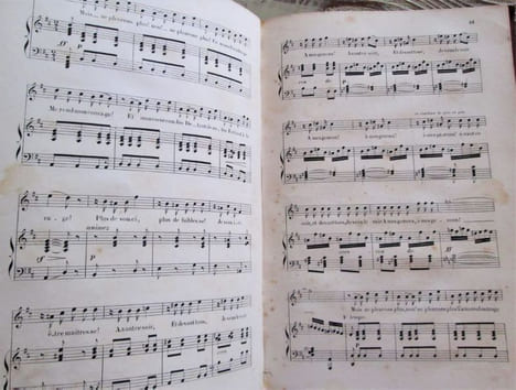 PARTITION : Les noces de Jeannette. Opéra-Comique en un acte. Paroles de J. Barbier et M. Carré. Musique de Victor massé. . Victor MASSE