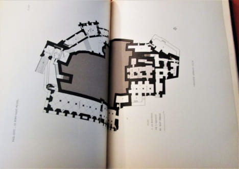 Le MONT SAINT-MICHEL. Histoire de l'abbaye et de la ville. Etude archéologique et architecturale des monuments.. GOUT (Paul)