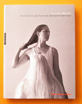 Iris Sara Schiller : Une fille est une fille est une fille d'une fille.. M.-L. Bernadac