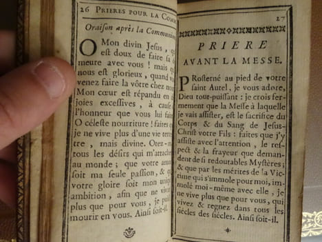 Nouvelles heures dédiées à Monseigneur le Dauphin.. undefined