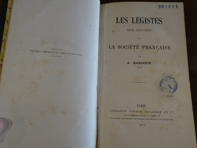Les légistes, leur influence sur la société française.