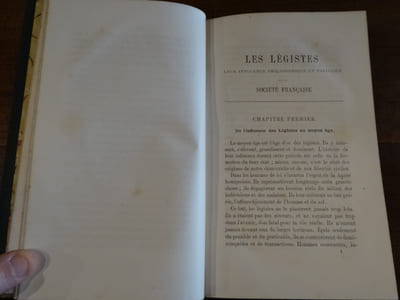 Les légistes, leur influence sur la société française.