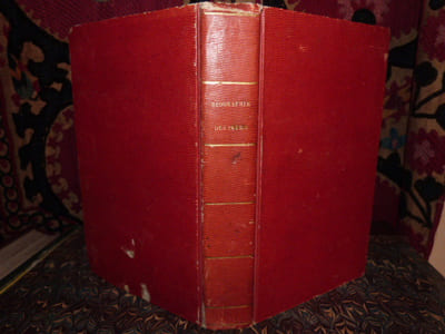 Histoire biographique des pairs, depuis la restauration jusqu'à l'époque actuelle, précédée d'un essai sur l'institution et l'influence de la pairie en France par C.-O. Barbaroux.
