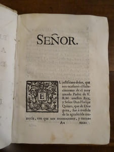 Relacion que Hace el Claustro de la real, y pontifical universidad de Cervera a la S.C.R. Magestad de el rey Nustro Senor Don Fernando Sexto que dios guarde, de las reales exequias que el dia 8 de octbre de 1746 consagro a la eterna memoria de su muy amado, y fndador Don Phelipe quinto que dios goza .
Suivi de : Relacion que hace el clausteo de la real y pontifical universidad de
Cervera al rey nuestro senor don Fernando Sexto, de la festiva pompa con que el dia 4 de diciembre de 1746
aplaudio la exaltacion al throno, y proclamacion de su S.C.R Magestad.