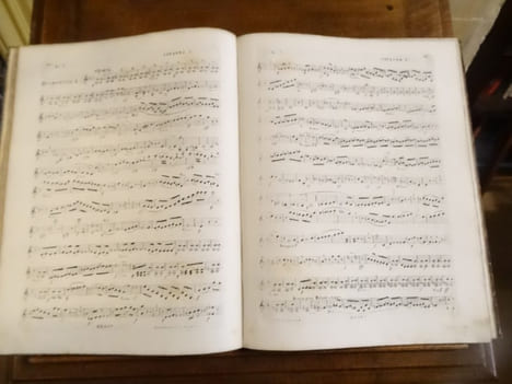 Collection complète des quintetti,, quatuors et trios composés pour instrumens à cordes.. Beethoven, Ludwig van