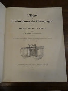 L'Hôtel de l'Intendance de Champagne, aujourd'hui Préfecture de la Marne.


