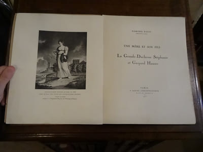 Une mère et son fils. La Grande-Duchesse Stéphanie et Gaspard Hauser.

