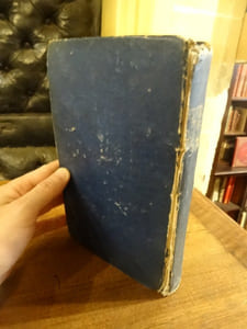 Esprit de Madame Necker. Extrait des cinq volumes des Mélanges tirés de ses manuscrits, publiés en 1798 et en 1801.