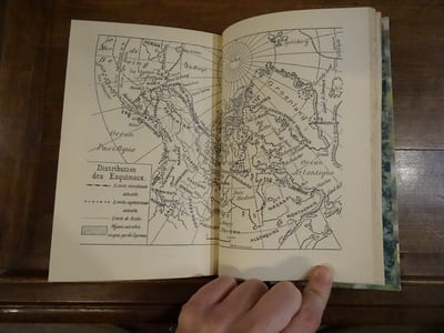 Moeurs et coutumes des esquimaux. Avant-propos et traduction du Dr George Montandon. Préface de Diamond Jeness.
