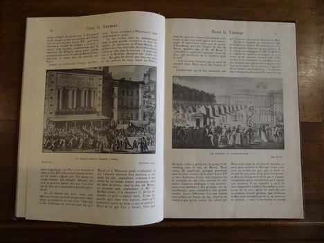 Sous la Terreur Journal d'une amie de Philippe-Egalité. Illustré d'Estampes et Tableaux des plus grands Artistes du XVIIIe siècle, Traduit de ...