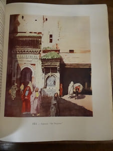 L'Afrique du Nord Française dans l'histoire. Introduction géographique de R. Lespès.

