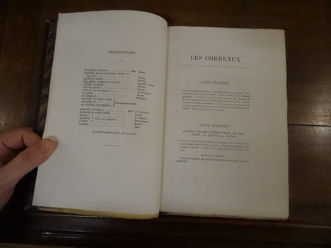 Les Corbeaux, pièce en quatre actes.. Becque, Henry.