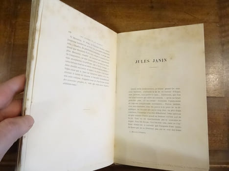 XIXè Siècle (deuxième série), Les Oeuvres et les Hommes : Les Poètes.
. Barbey d'Aurevilly