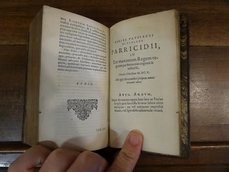 Euphormionis Lusinini five Ioannis Barclaii Satyricon partes quinque cum Clavi.. Barclaius, John (Barclay, Jean).