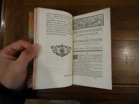 Dictionnaire iconologique, ou introduction à la connoissance des peintures, sculptures, médailles, estampes, &c. Avec des descriptions des poètes ...