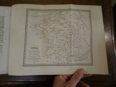 Histoire des Ducs Bourgogne et de la maison de Valois 1364-1477.