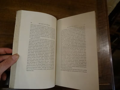 La Poésie études sur les chefs d'Oeuvre des Poëtes de tous les temps et de tous les pays.