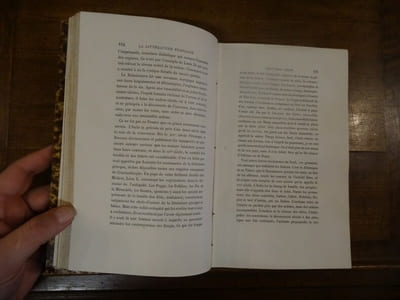 La Littérature française des Origines au XVIIème siècle.