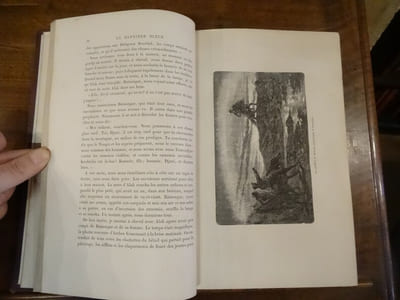La Bannière Bleue, Aventures d'un Musulman, d'un Chrétien et d'un Païen, à l'époque des croisades et de la conquête mongole.