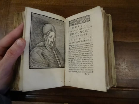 Le Saint Concile de Trente oecuménique et général, célébré sous Paul III, Jules III et Pie IV souverains pontifes, nouvellement traduit par M. L'Abbé ...
