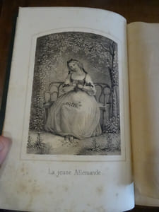 La Jeune Fille chez tous les peuples, études morales, types divers, histoire amusantes et conseils aux jeunes personnes.