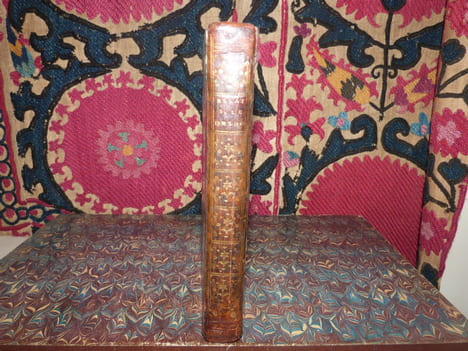 Essai sur le despotisme, seconde édition, augmentée & corrigée par l'éditeur de cet ouvrage. Suivi de "Les inconvéniens des droits féodaux" par ...