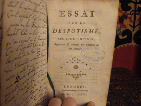 Essai sur le despotisme, seconde édition, augmentée & corrigée par l'éditeur de cet ouvrage. Suivi de "Les inconvéniens des droits féodaux" par ...