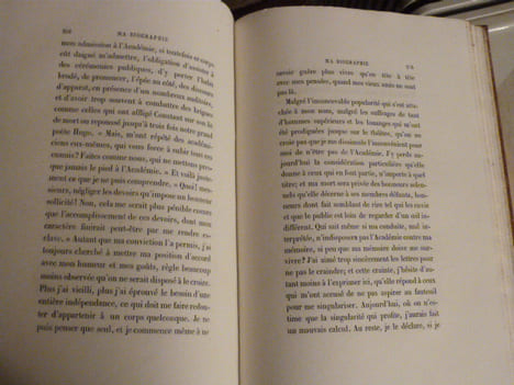 Oeuvres Complètes de Béranger. Illustrée par Grandville. Avec Ma Biographie, ouvrage posthume orné d'un portrait en pied dessiné par Charlet.. ...