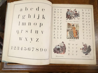 Je Saurai Lire, Alphabet Méthodique et Amusant par Un Papa, Ouvrage enrichi de nombreuses gravures par Robert Sallès.
