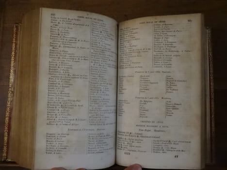 Almanach Royal et National pour l'an MDCCCXXXII, présenté à sa majesté et aux princes et princesses de la famille royale.. undefined
