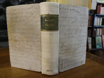Traité de la vie élégante. Suivi de "Code des gens honnêtes" de Balzac. Suivi de "Théorie de la démarche" de Balzac. Suivi de "Petits châteaux de Bohème. Prose et Poésie" de Gérard de Nerval.
