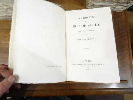 Mémoires du Duc de Sully. Nouvelle Edition.. undefined
