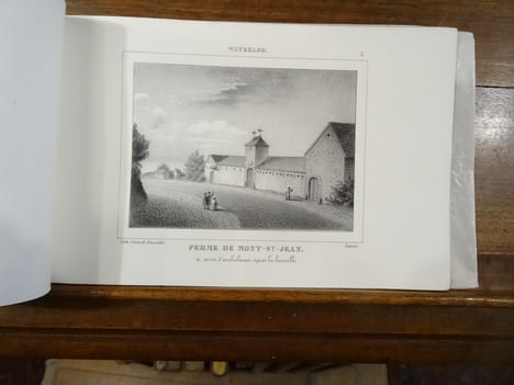 Souvenirs de Waterloo. Album de Douze vues et un plan de Bataille. [Manque le plan]
. undefined