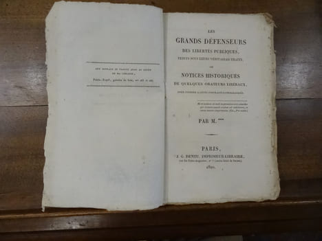 Les grands défenseurs des libertés publiques, peints sous leurs véritables traits, ou notices historiques de quelques orateurs libéraux, pour joindre ...