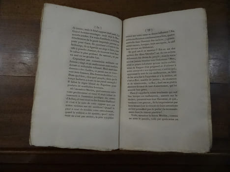 Les grands défenseurs des libertés publiques, peints sous leurs véritables traits, ou notices historiques de quelques orateurs libéraux, pour joindre ...
