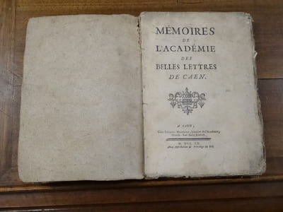 Mémoires de l'académie des belles lettres de Caen.