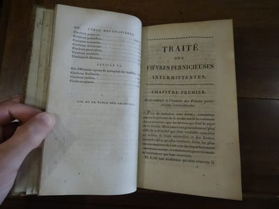 Traité des fièvres pernicieuses intermittentes.