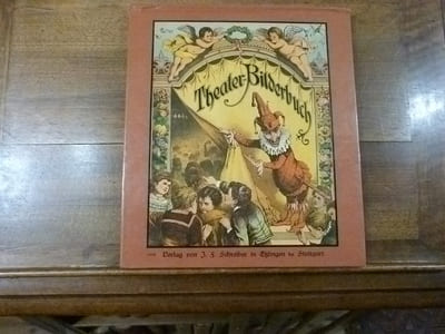 Theater Bilderbuch.