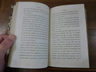 La Reine Hortense en Italie, en France et en Angleterre, pendant l'année 1831. Fragments de ses mémoires écrits par elle-même.