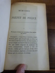 Mémoires d'un préfet de police.