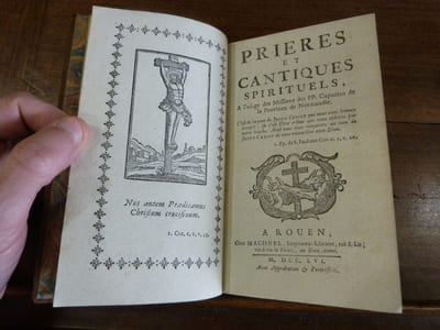 Prières et cantiques spirituels, à l'usage des Missions des PP. Capucins de la Province de Normandie.